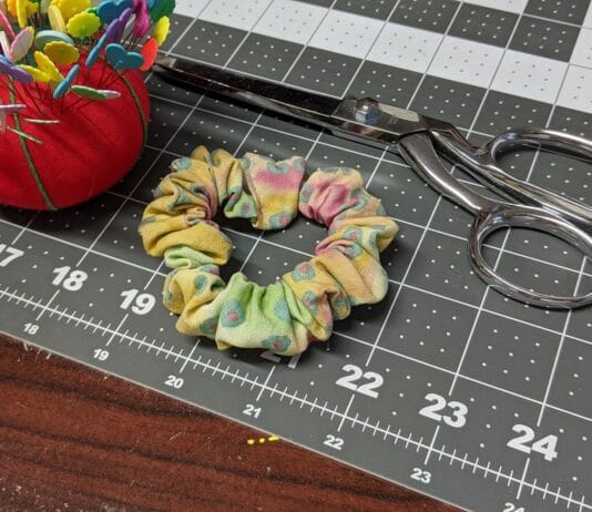 Flizelina jednostronna a dwustronna: kiedy używać